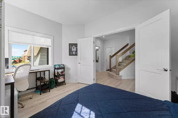 1 WILLOW LI, Fort Saskatchewan, AB T8L 0L6