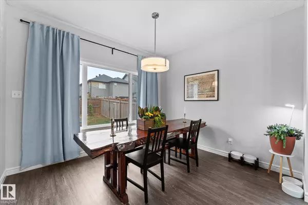 29 CHESTNUT WY, Fort Saskatchewan, AB T8L 0R4