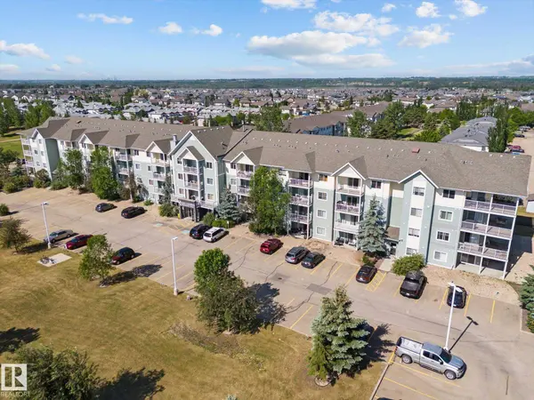50 WOODSMERE, Fort Saskatchewan, AB T8L 4N9