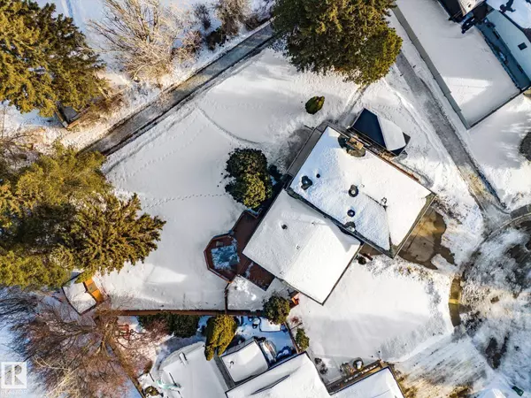 9945 82 ST, Fort Saskatchewan, AB T8L 3E6