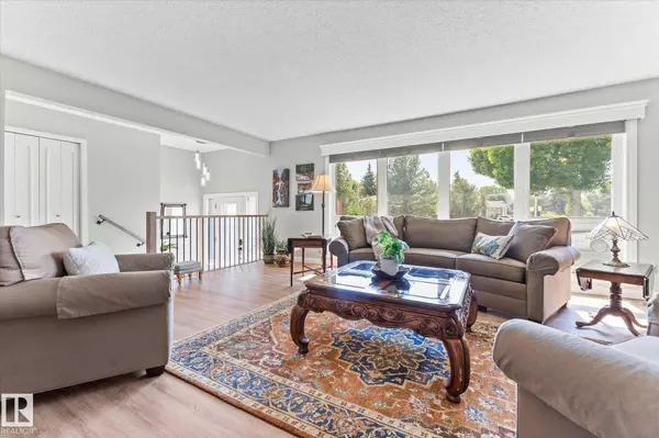 9945 82 ST, Fort Saskatchewan, AB T8L 3E6