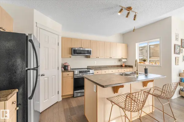 14 WISTERIA LN, Fort Saskatchewan, AB T8L 0B6