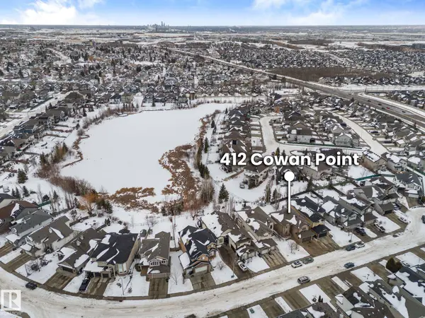 412 COWAN, Sherwood Park, AB T8H 0E6