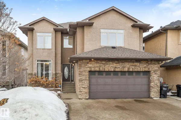 412 COWAN, Sherwood Park, AB T8H 0E6