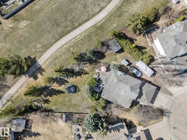 35 RIVER GL, Fort Saskatchewan, AB T8L 3X8