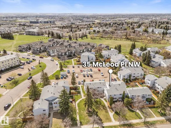 35 MCLEOD PL NW, Edmonton, AB T5A 3A8