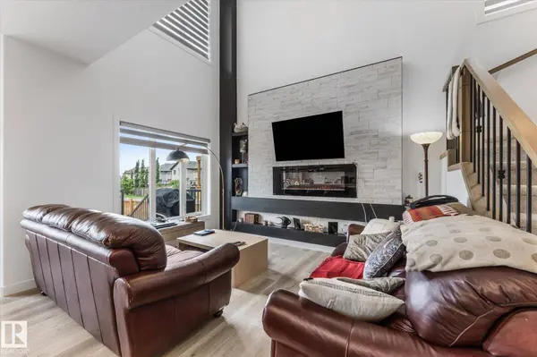 92 ELM ST, Fort Saskatchewan, AB T8L 0X8