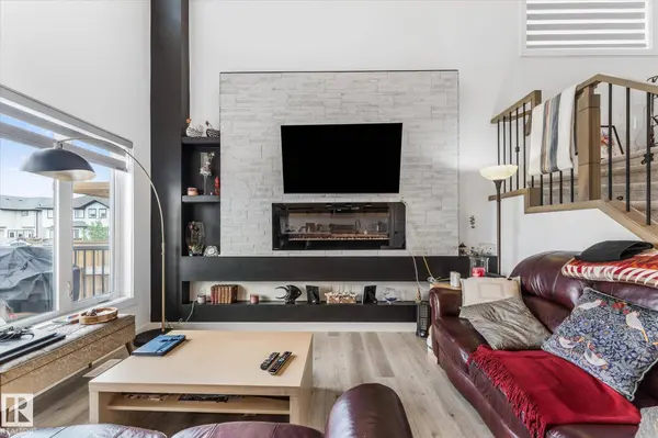 92 ELM ST, Fort Saskatchewan, AB T8L 0X8
