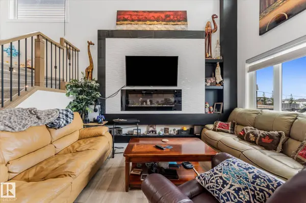 94 ELM ST, Fort Saskatchewan, AB T8L 0X8