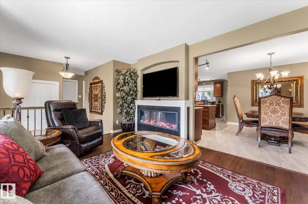 9806 84 ST, Fort Saskatchewan, AB T8L 3H2