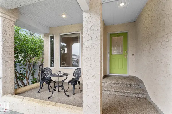 8 OSBORNE CL, St. Albert, AB T8N 6T1