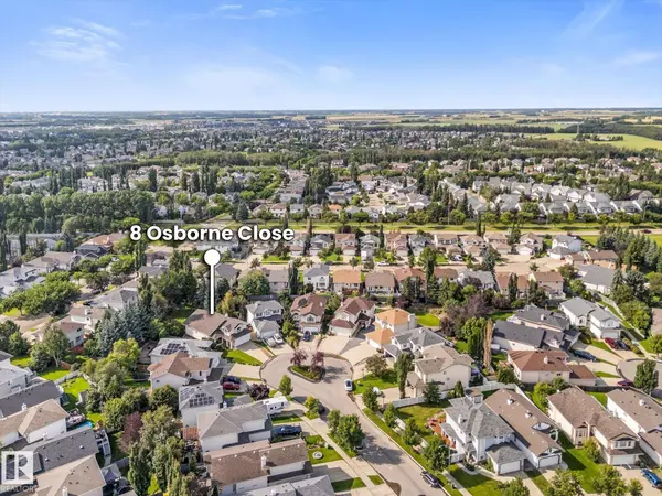 8 OSBORNE CL, St. Albert, AB T8N 6T1