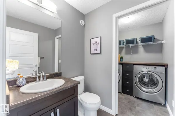 54 WOODHILL LN, Fort Saskatchewan, AB T8L 0C9