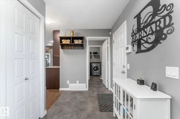 54 WOODHILL LN, Fort Saskatchewan, AB T8L 0C9