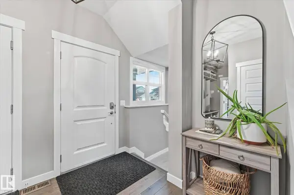 18 ALTADENA, Sherwood Park, AB T8H 0V9