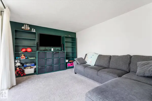 8721 99 AV, Fort Saskatchewan, AB T8L 2Y4