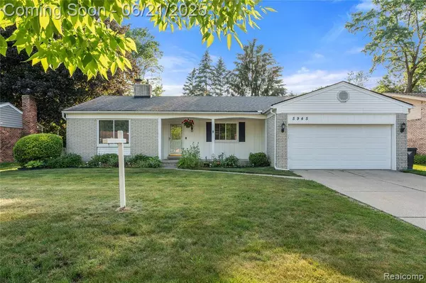 5945 Slate Drive, Troy, MI 48085