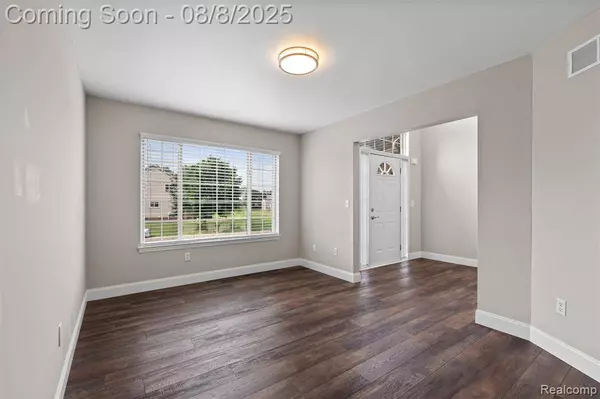 25638 McCrory Lane, Lyon Twp, MI 48178