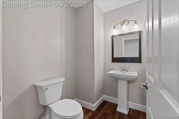 25638 McCrory Lane, Lyon Twp, MI 48178