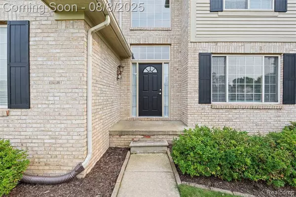 25638 McCrory Lane, Lyon Twp, MI 48178