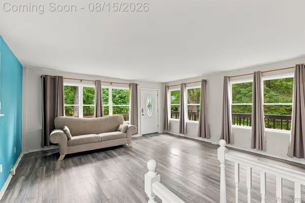 5607 Loveland Street ST, West Bloomfield Charter Township, MI 48322
