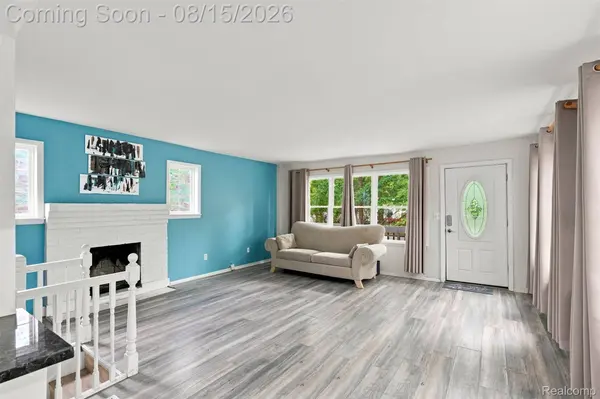 5607 Loveland Street ST, West Bloomfield Charter Township, MI 48322