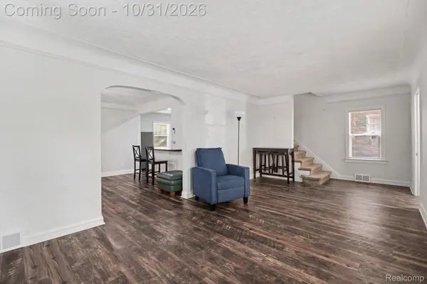 15846 Indiana ST, Detroit, MI 48238