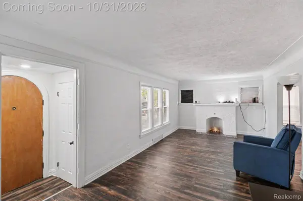 15846 Indiana ST, Detroit, MI 48238