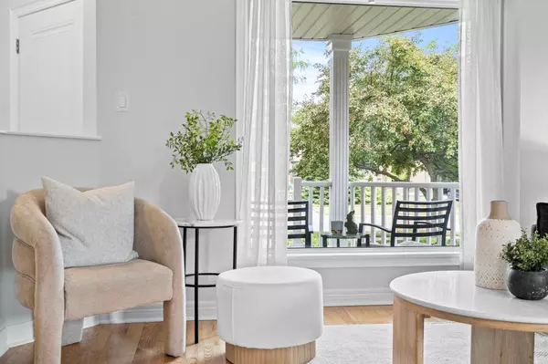 2236 4th Line, Oakville, ON L6M 3S9