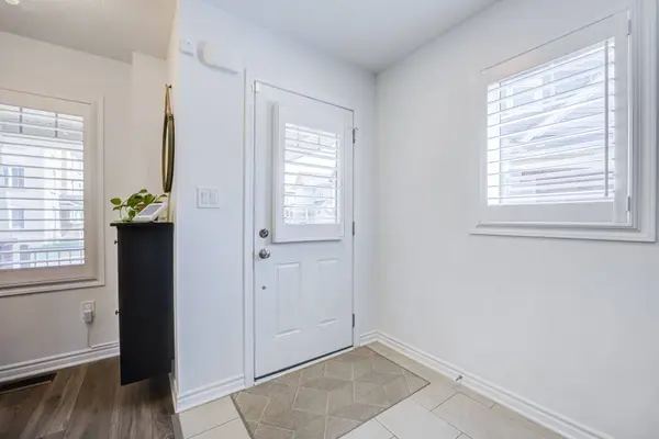 1178 Duignan CRES, Milton, ON L9E 1C2