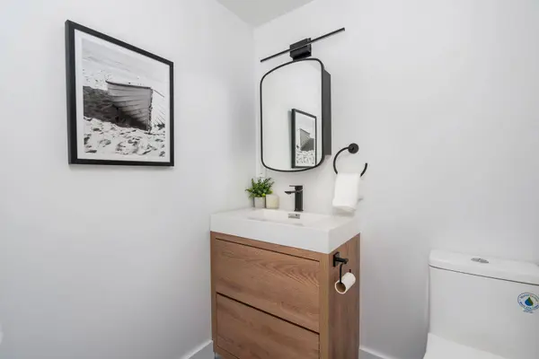 3845 Lake Shore BLVD W #1601, Toronto W06, ON M8W 4Y3