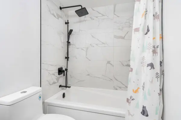 3845 Lake Shore BLVD W #1601, Toronto W06, ON M8W 4Y3