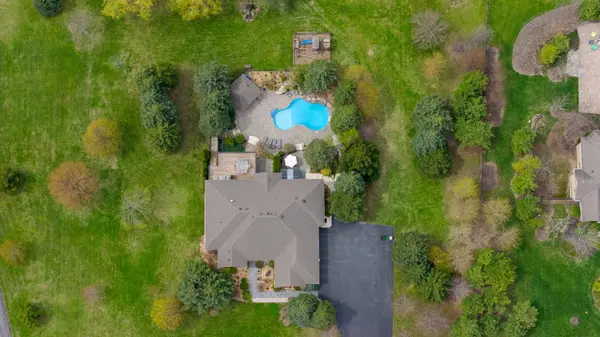 9 Allison CT