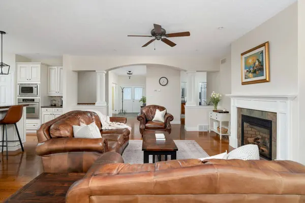9 Allison CT, Halton Hills, ON L7G 4S4