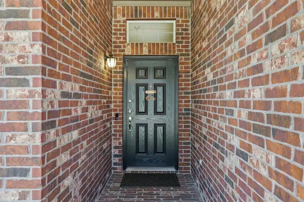 7113 Creighton Court, Fort Worth, TX 76120