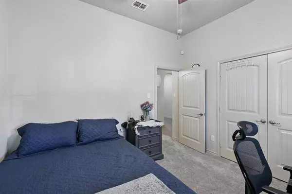 7113 Creighton Court, Fort Worth, TX 76120