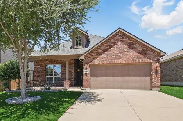 7113 Creighton Court, Fort Worth, TX 76120