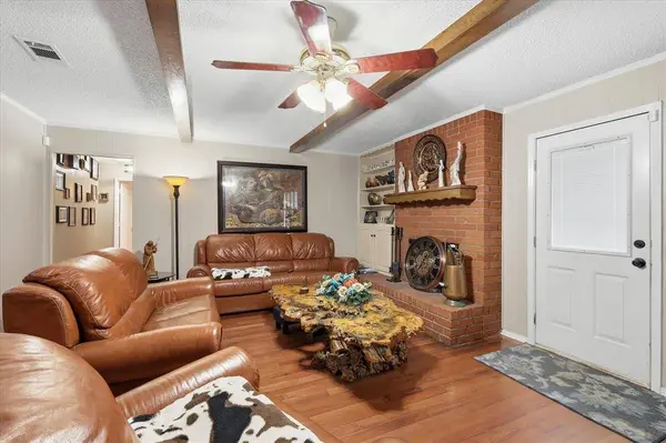 2604 Meadow Place, Bedford, TX 76021