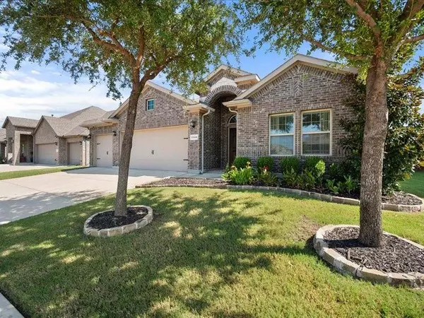 1149 Alnwick Lane, Saginaw, TX 76131