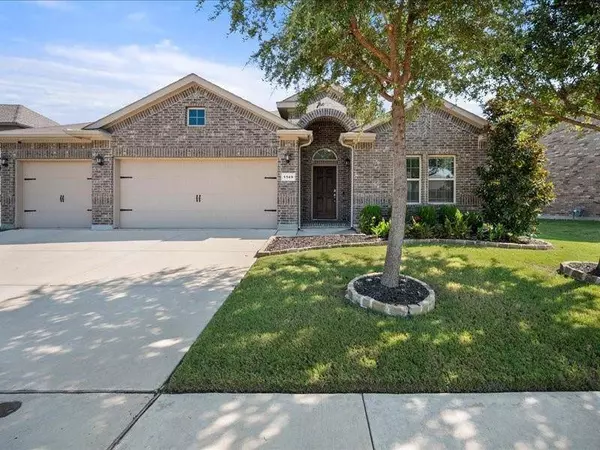 1149 Alnwick Lane, Saginaw, TX 76131