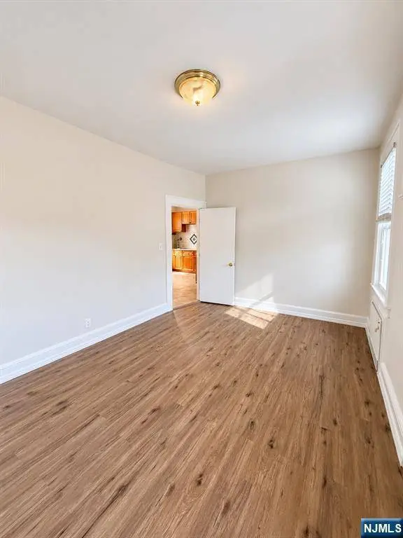 176 Shaw ST, Garfield, NJ 07026