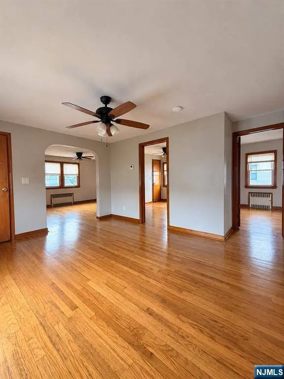 49 Reservoir AVE