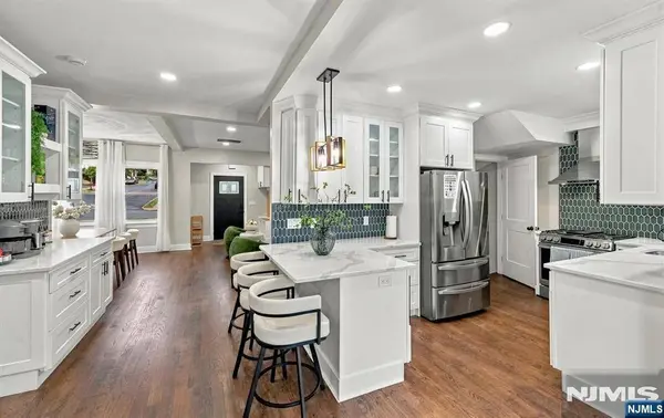 68 Cathedral AVE, Nutley, NJ 07110