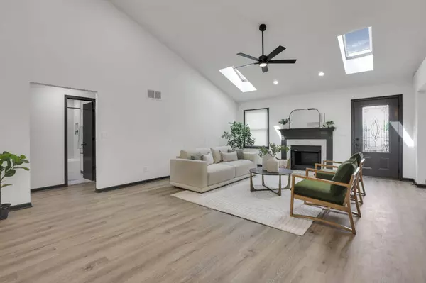 845 Mcnaughten Road, Columbus, OH 43213