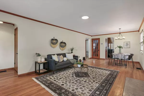 340 Powhatan Avenue, Columbus, OH 43204