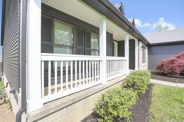 845 Mcnaughten Road, Columbus, OH 43213