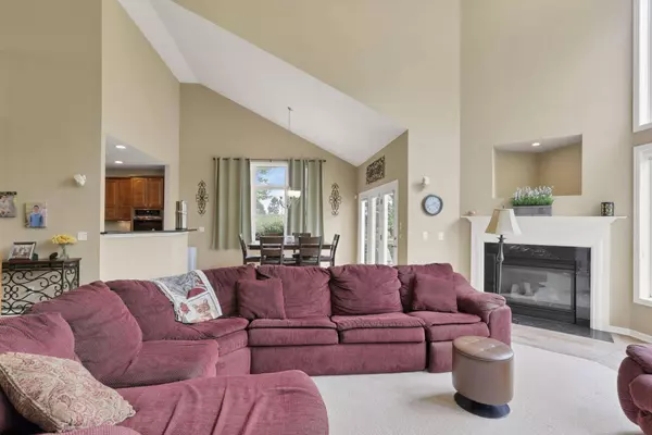 8708 Belworth Square, New Albany, OH 43054