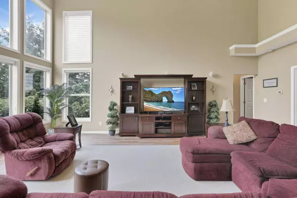 8708 Belworth Square, New Albany, OH 43054