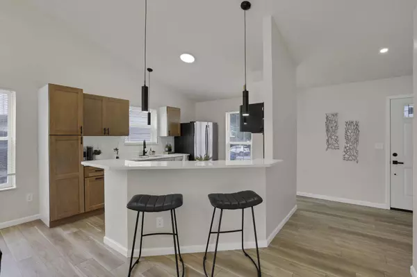 1021 Lavender Lane, Columbus, OH 43207