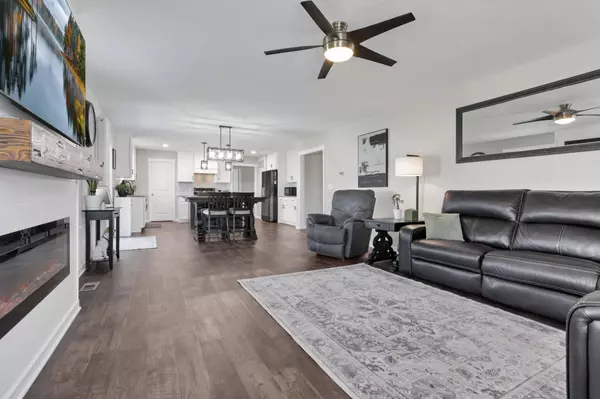 1200 Buck Court, Circleville, OH 43113